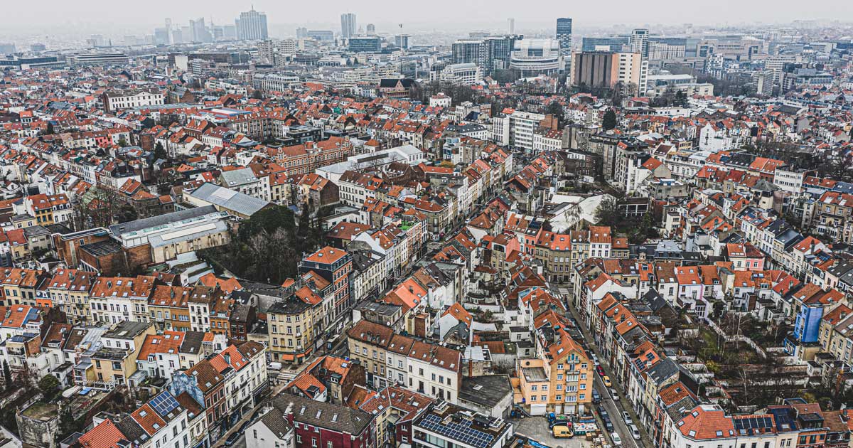 De Brusselse Regering bereidt een wettelijke basis voor de gedifferentieerde onroerende heffing voor.  Foto: panoramafoto van het Brussels Hoofdstedelijk Gewest